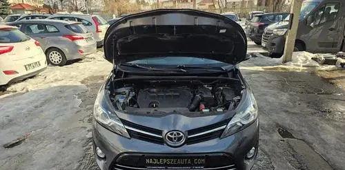 TOYOTA Verso 