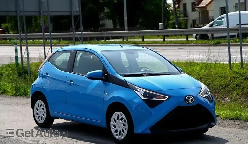 TOYOTA Aygo 