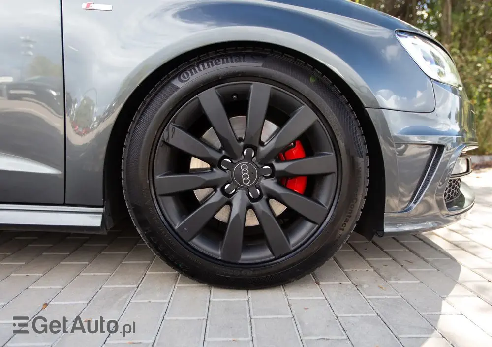 AUDI A3 3-drzwiowe 2.0 TDI quattro S line Sportpaket