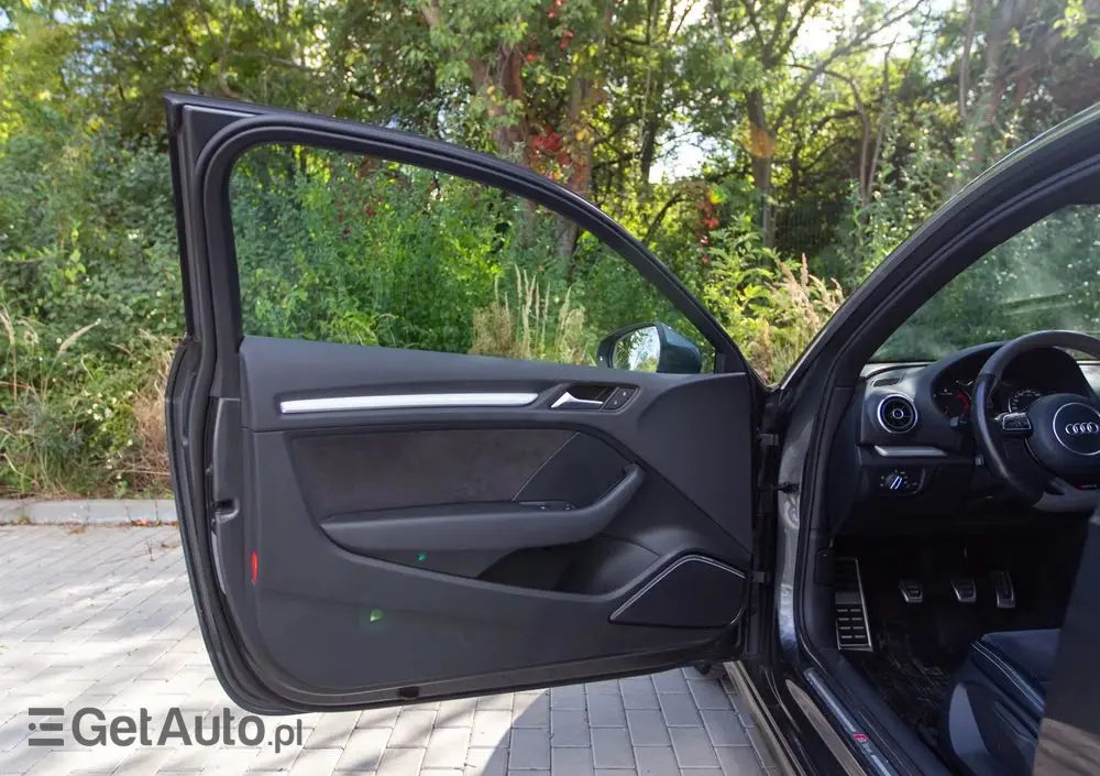 AUDI A3 3-drzwiowe 2.0 TDI quattro S line Sportpaket