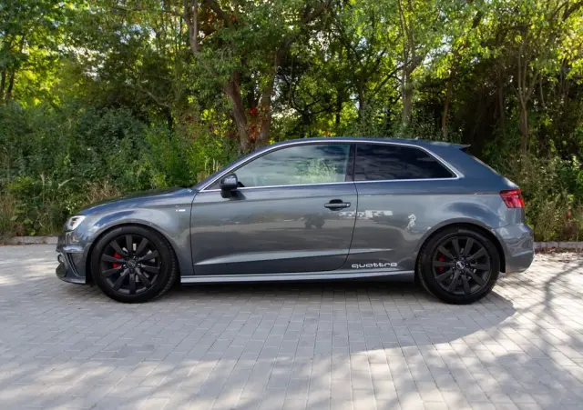 AUDI A3 3-drzwiowe 2.0 TDI quattro S line Sportpaket