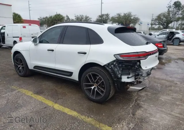PORSCHE Macan PDK