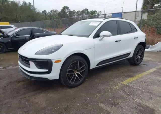 PORSCHE Macan PDK