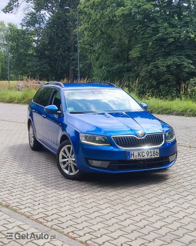 SKODA Octavia 1.4 TSI Joy DSG