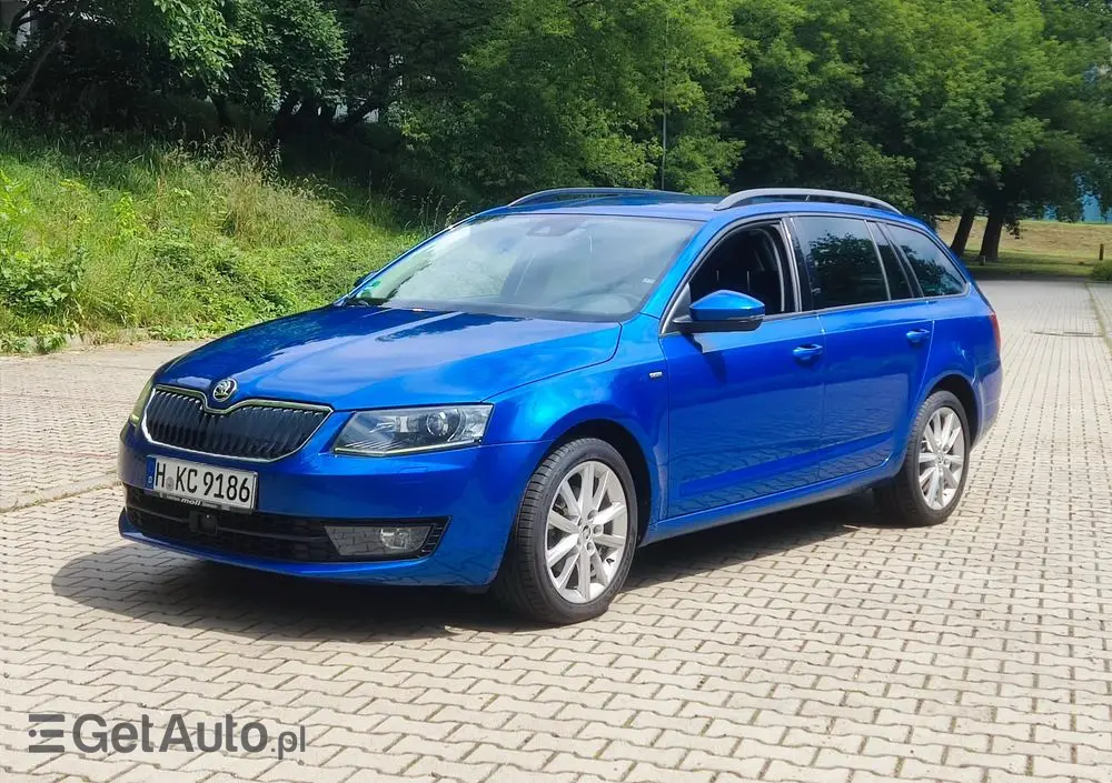 SKODA Octavia 1.4 TSI Joy DSG