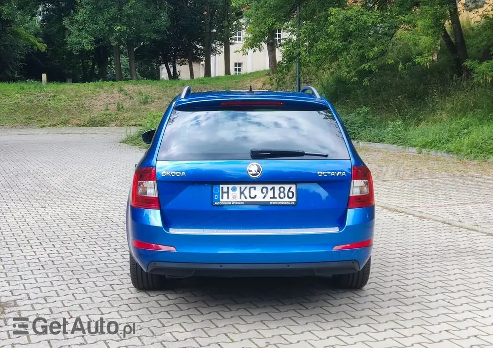 SKODA Octavia 1.4 TSI Joy DSG
