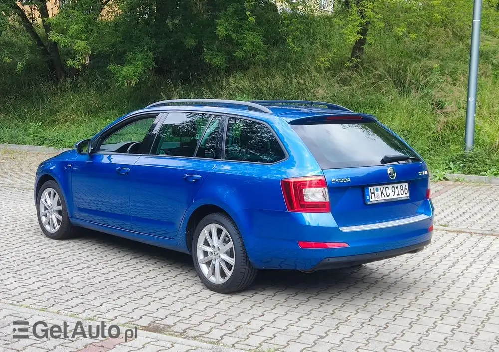 SKODA Octavia 1.4 TSI Joy DSG
