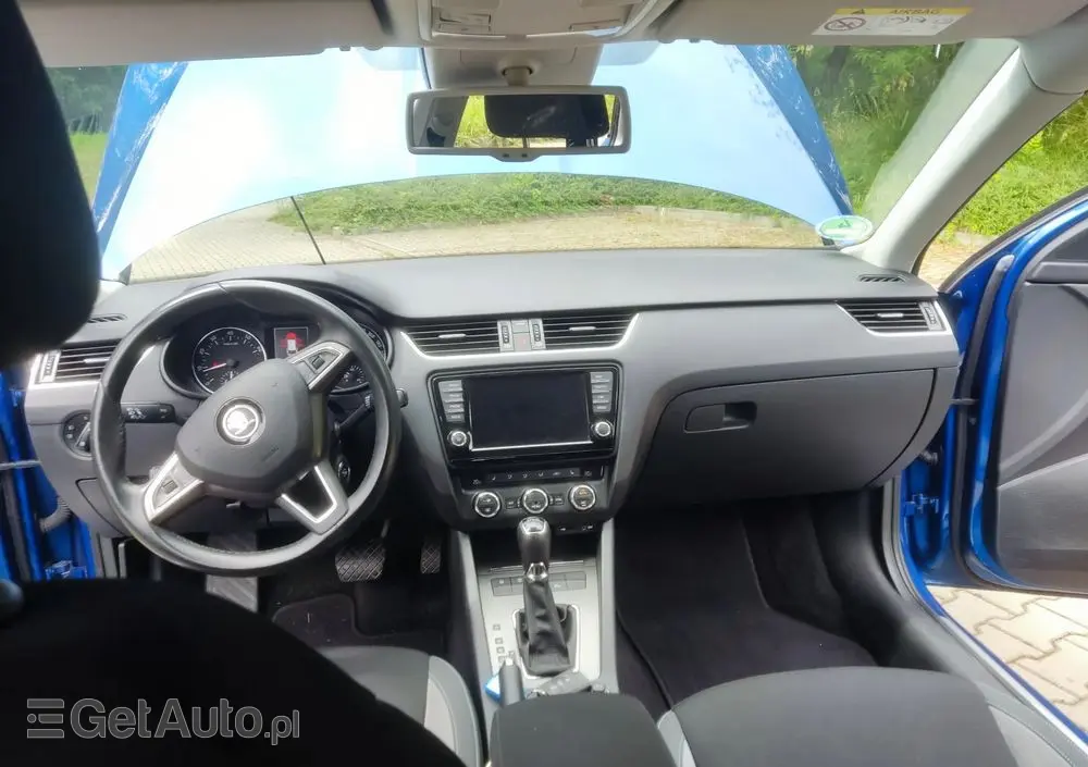 SKODA Octavia 1.4 TSI Joy DSG