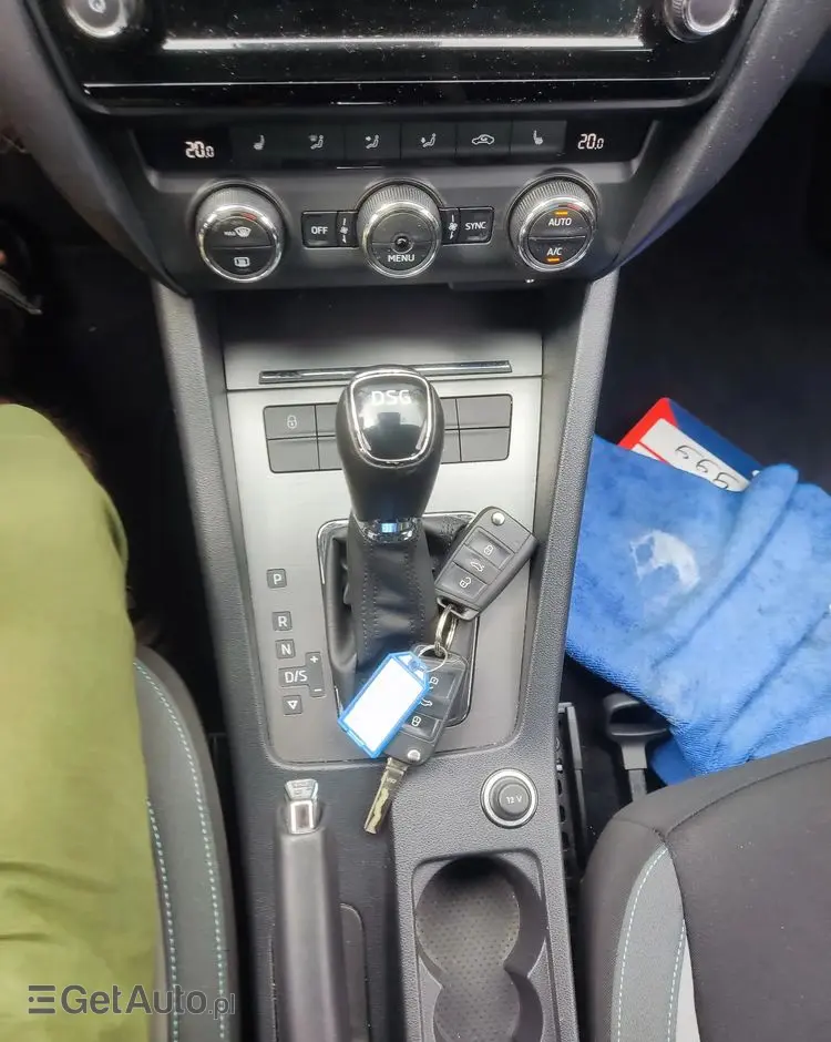 SKODA Octavia 1.4 TSI Joy DSG