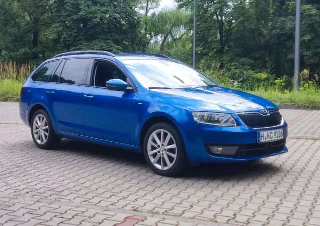 SKODA Octavia 1.4 TSI Joy DSG