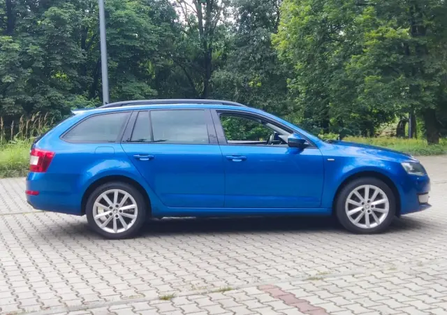 SKODA Octavia 1.4 TSI Joy DSG