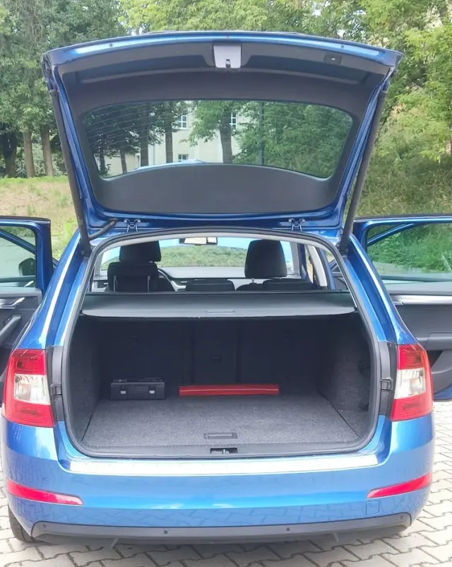 SKODA Octavia 1.4 TSI Joy DSG