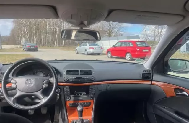 MERCEDES-BENZ Klasa E 