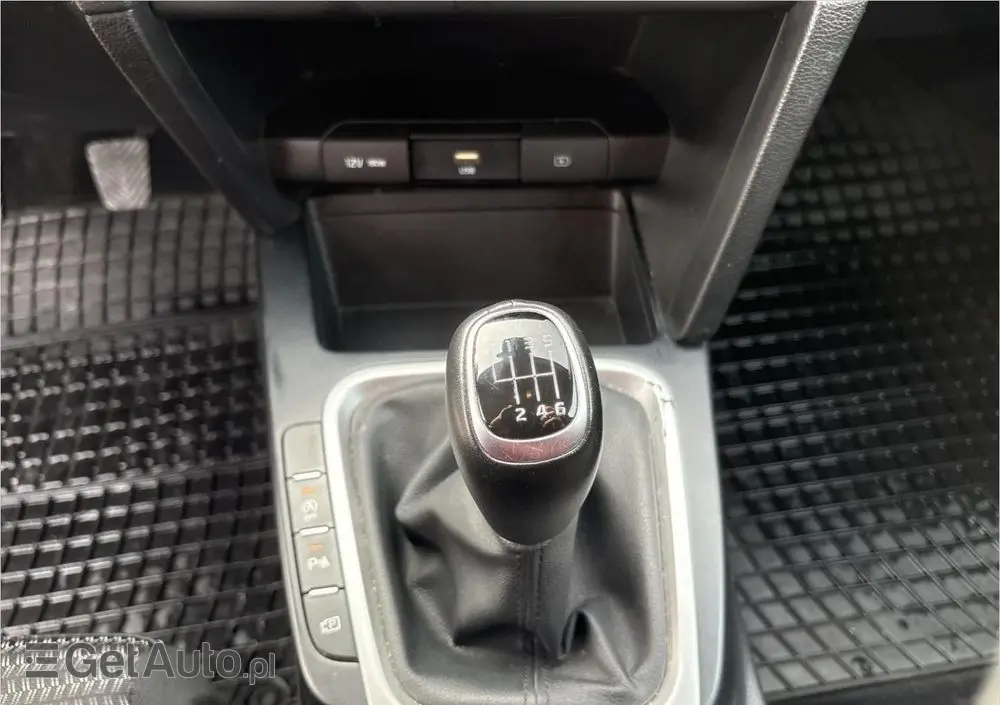 KIA Ceed 1.5 T-GDI M