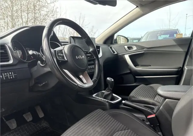 KIA Ceed 1.5 T-GDI M