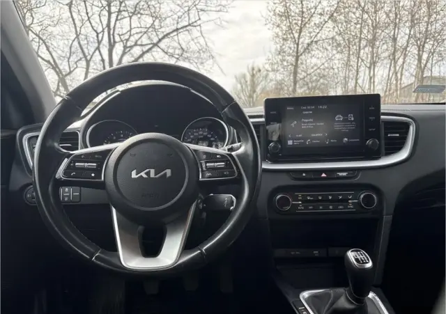 KIA Ceed 1.5 T-GDI M