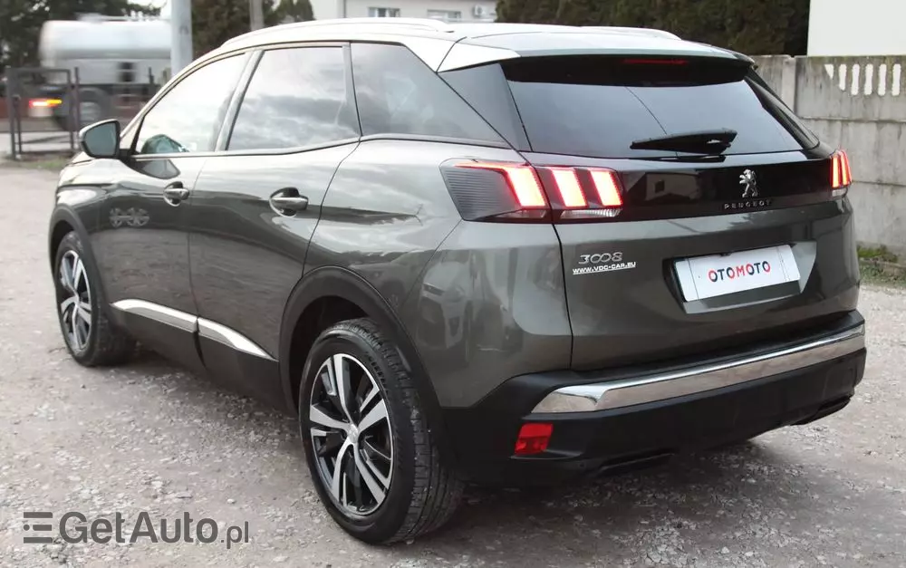 PEUGEOT 3008 1.6 BlueHDi Allure S&S