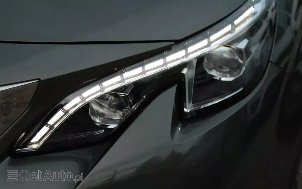 PEUGEOT 3008 1.6 BlueHDi Allure S&S