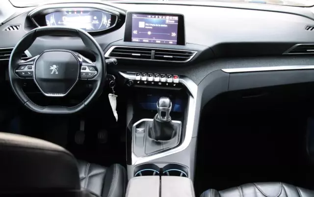 PEUGEOT 3008 1.6 BlueHDi Allure S&S