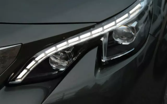 PEUGEOT 3008 1.6 BlueHDi Allure S&S