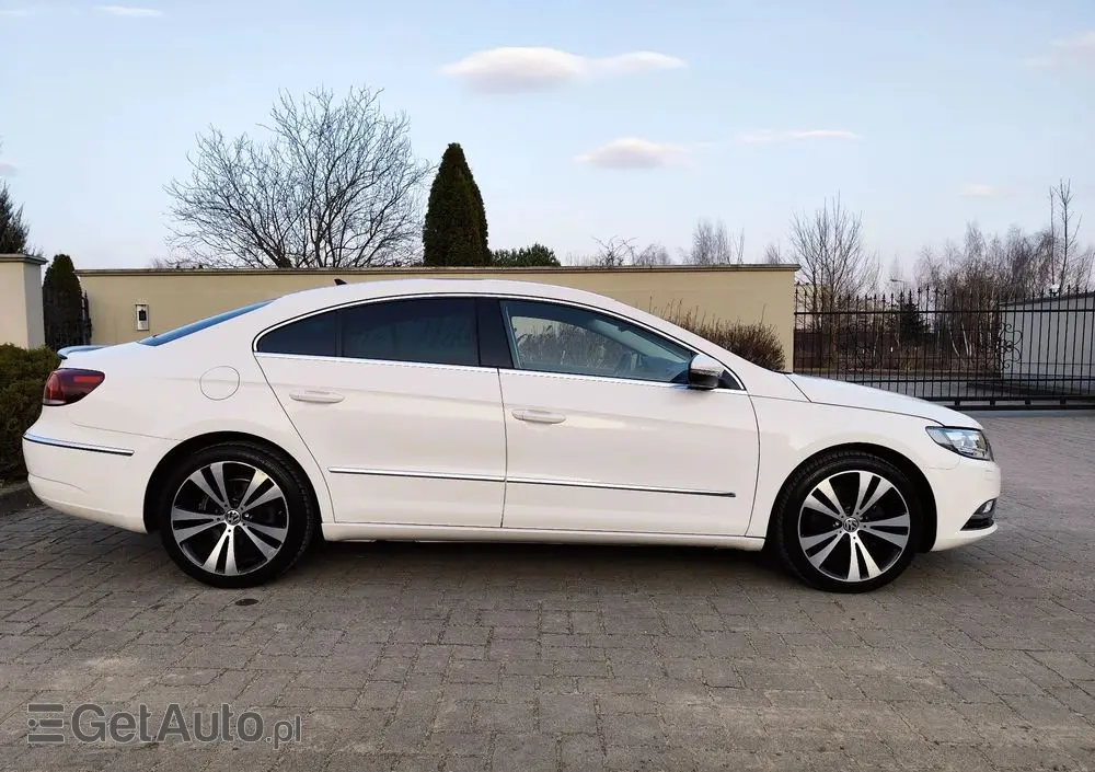 VOLKSWAGEN CC 2.0 TDI 4Motion BlueMotion Technology