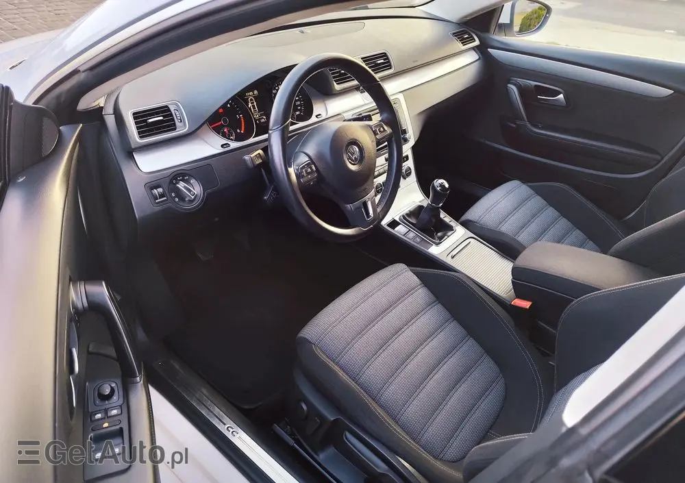 VOLKSWAGEN CC 2.0 TDI 4Motion BlueMotion Technology