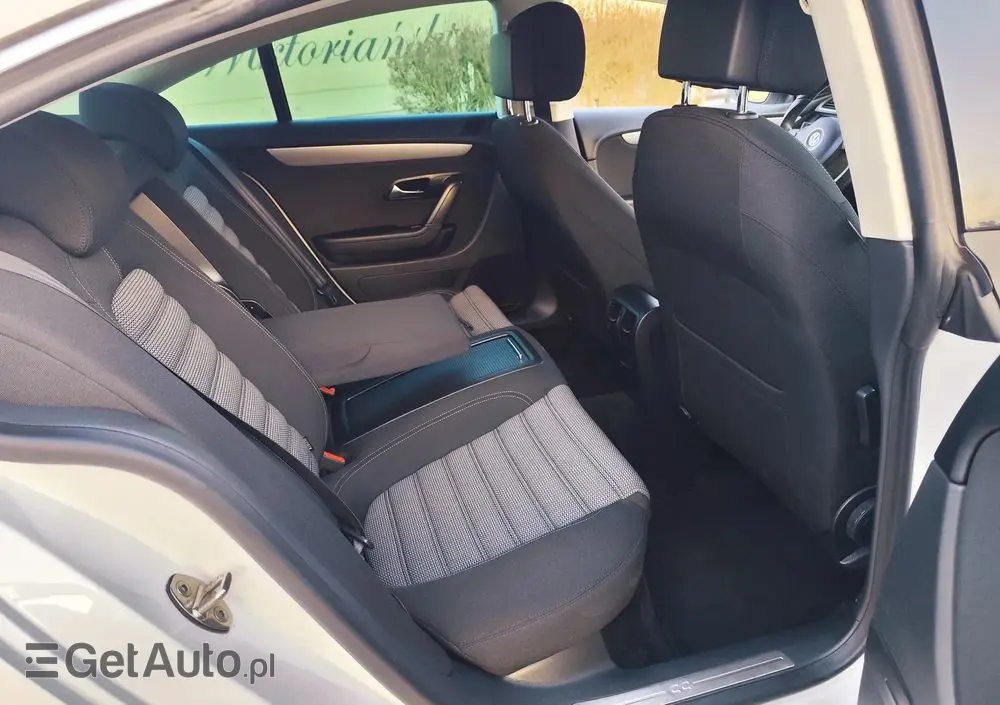 VOLKSWAGEN CC 2.0 TDI 4Motion BlueMotion Technology