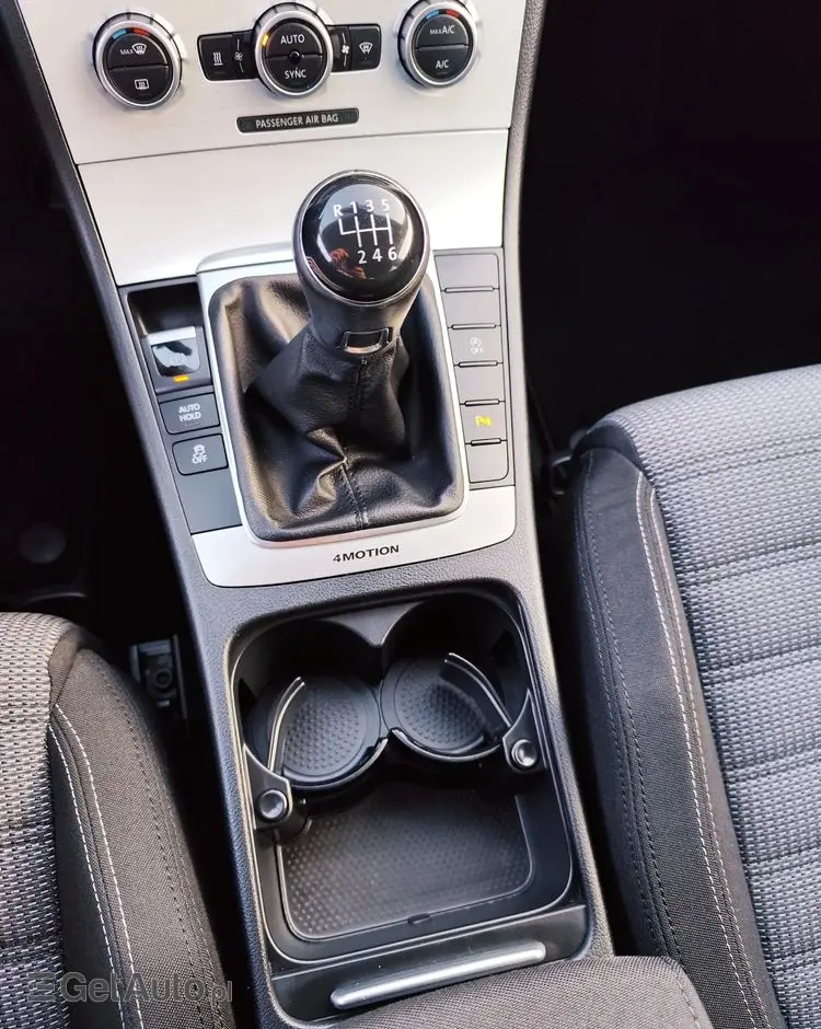 VOLKSWAGEN CC 2.0 TDI 4Motion BlueMotion Technology