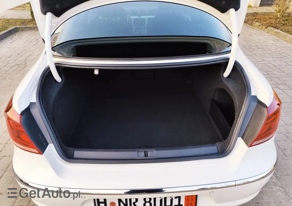 VOLKSWAGEN CC 2.0 TDI 4Motion BlueMotion Technology