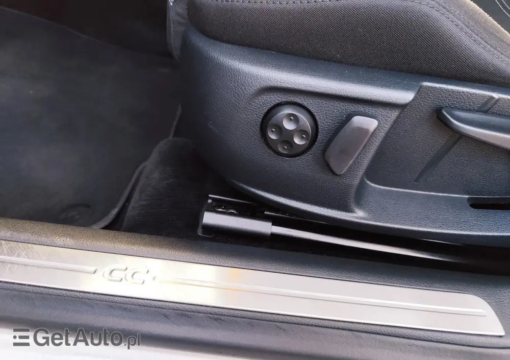 VOLKSWAGEN CC 2.0 TDI 4Motion BlueMotion Technology