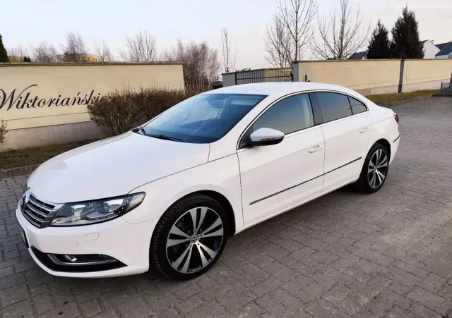 VOLKSWAGEN CC 2.0 TDI 4Motion BlueMotion Technology