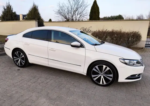 VOLKSWAGEN CC 2.0 TDI 4Motion BlueMotion Technology
