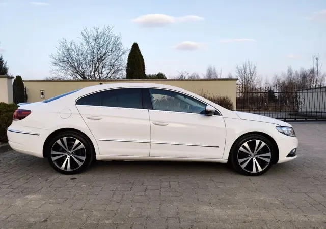 VOLKSWAGEN CC 2.0 TDI 4Motion BlueMotion Technology