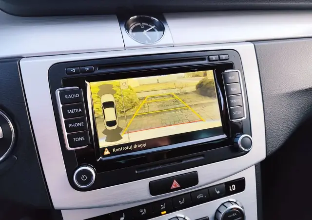 VOLKSWAGEN CC 2.0 TDI 4Motion BlueMotion Technology