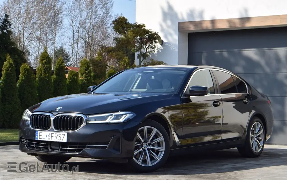 BMW Seria 5 530i xDrive M Sport Edition