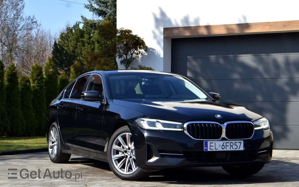 BMW Seria 5 530i xDrive M Sport Edition