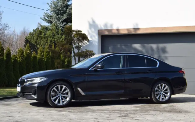 BMW Seria 5 530i xDrive M Sport Edition