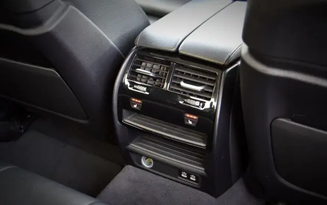 BMW Seria 5 530i xDrive M Sport Edition