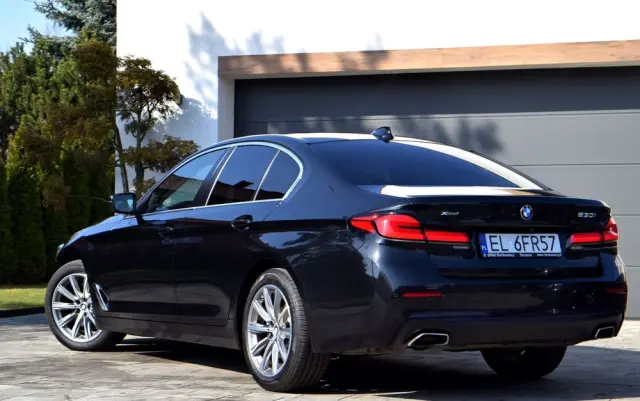 BMW Seria 5 530i xDrive M Sport Edition