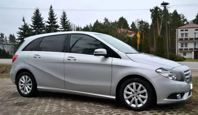 MERCEDES-BENZ Klasa B 