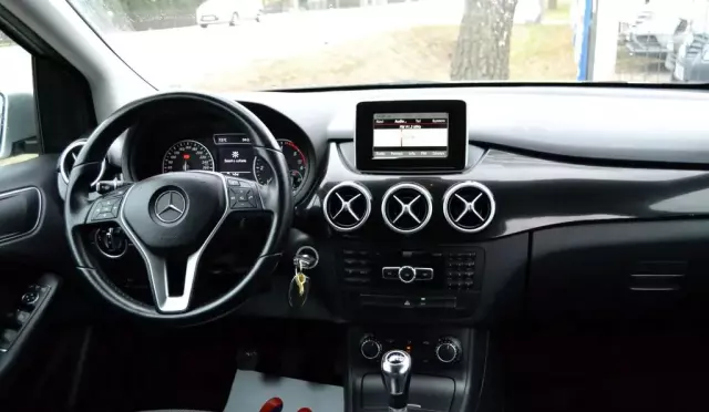 MERCEDES-BENZ Klasa B 