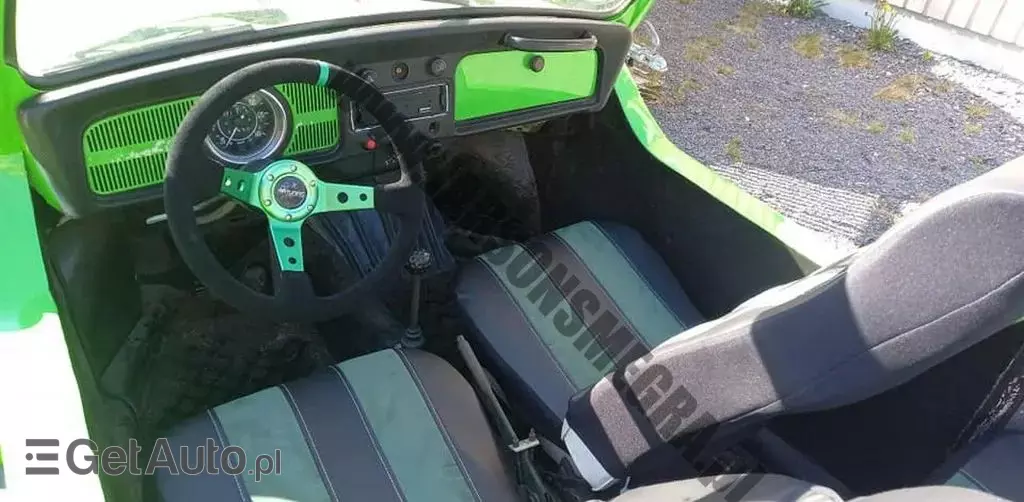 VOLKSWAGEN Beetle 