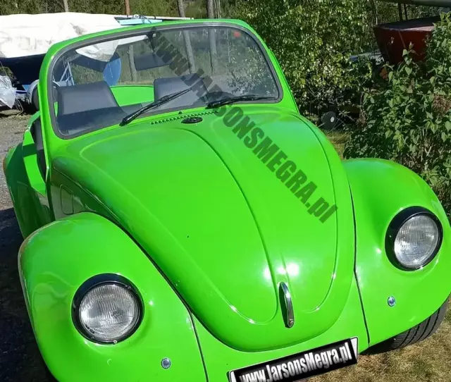 VOLKSWAGEN Beetle 