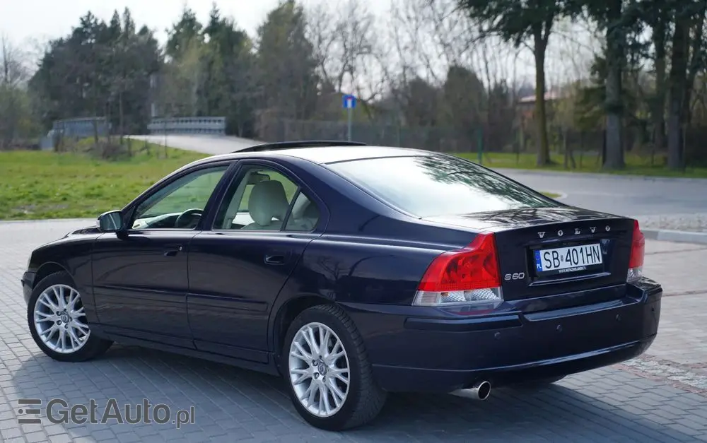 VOLVO S60 2.4 Summum