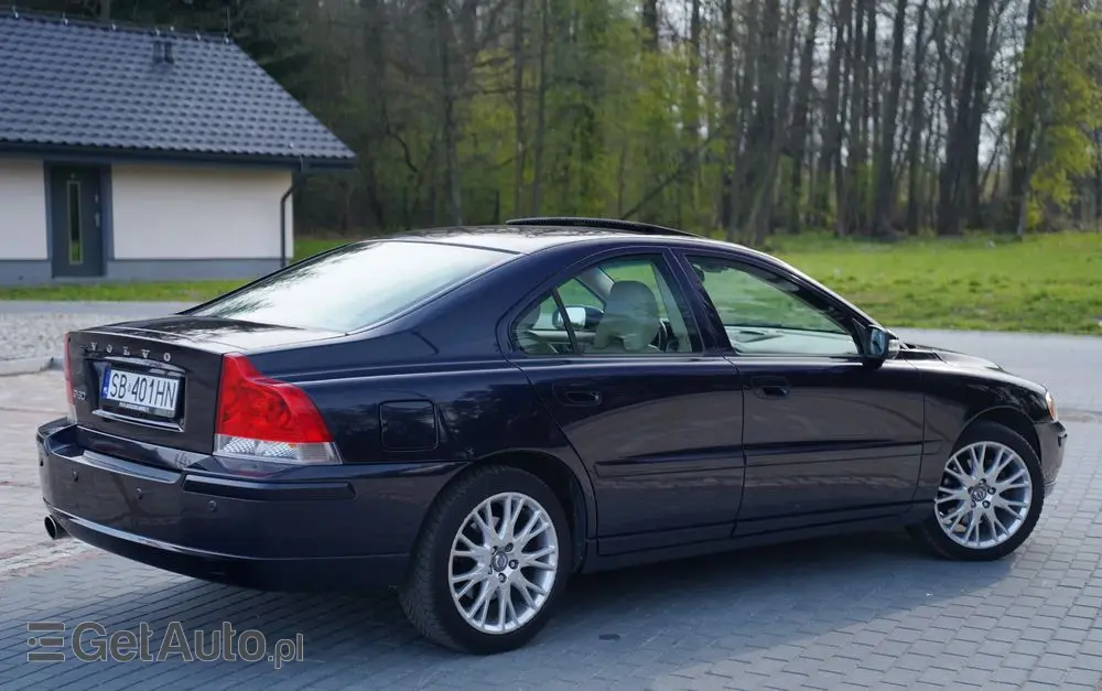 VOLVO S60 2.4 Summum