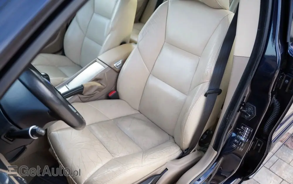 VOLVO S60 2.4 Summum