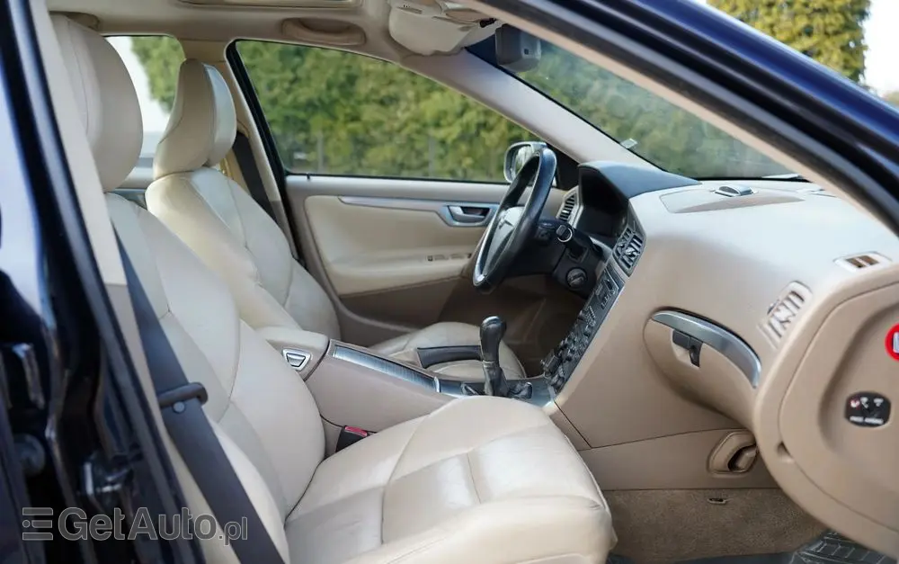 VOLVO S60 2.4 Summum