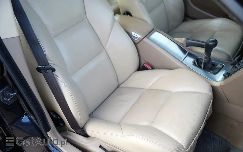 VOLVO S60 2.4 Summum