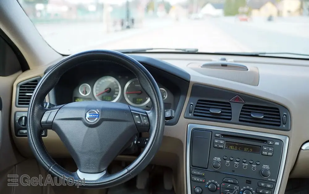 VOLVO S60 2.4 Summum