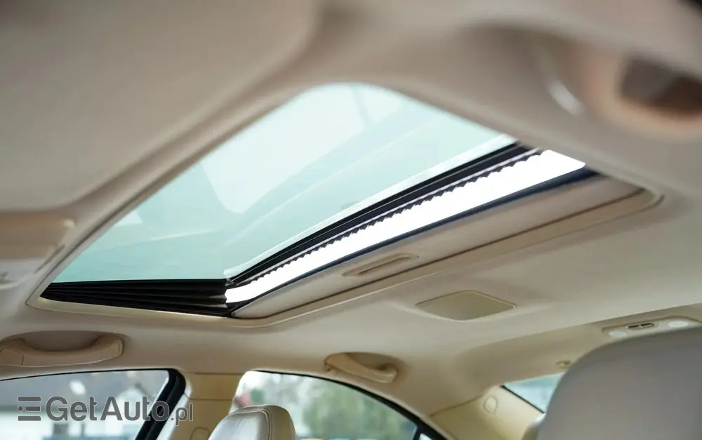 VOLVO S60 2.4 Summum